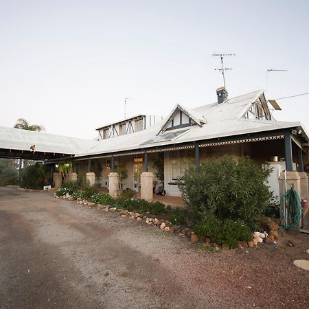 The Old Convent Dalwallinu Exterior foto