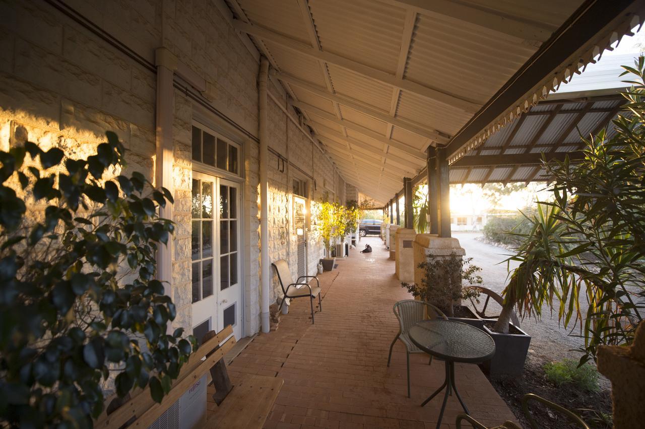 The Old Convent Dalwallinu Exterior foto